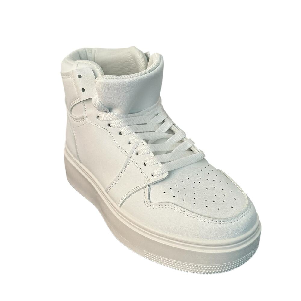 PrettyLittleThing White Hi Top Platform Sneakers - US 6 NWT
